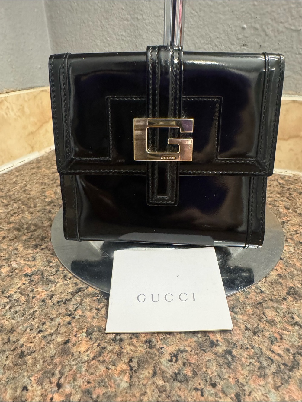 Gucci tom ford💎Patent Leather Compact Wallet with original care card pristine